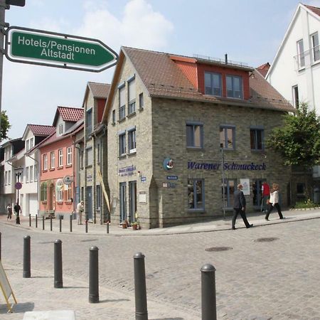 Ferienwohnung Zum Yachthafen Варен Екстериор снимка